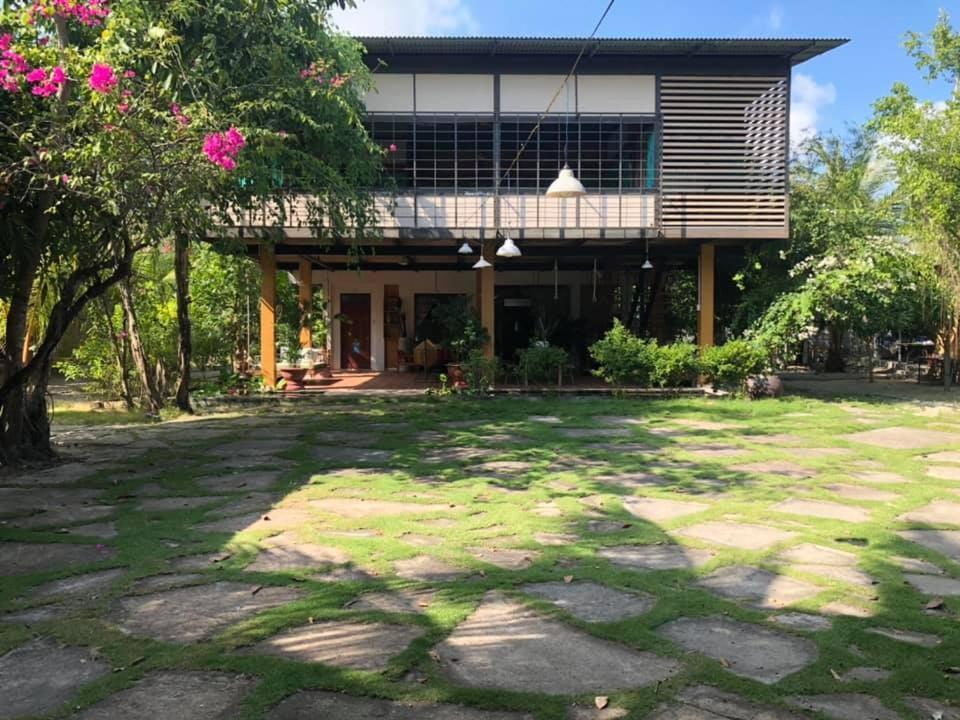 Lagi Farmstay Esterno foto