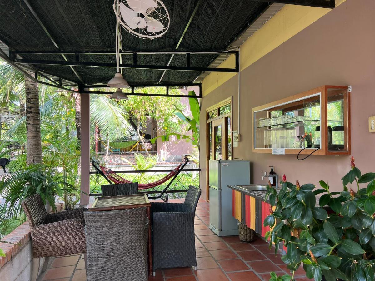 Lagi Farmstay Esterno foto