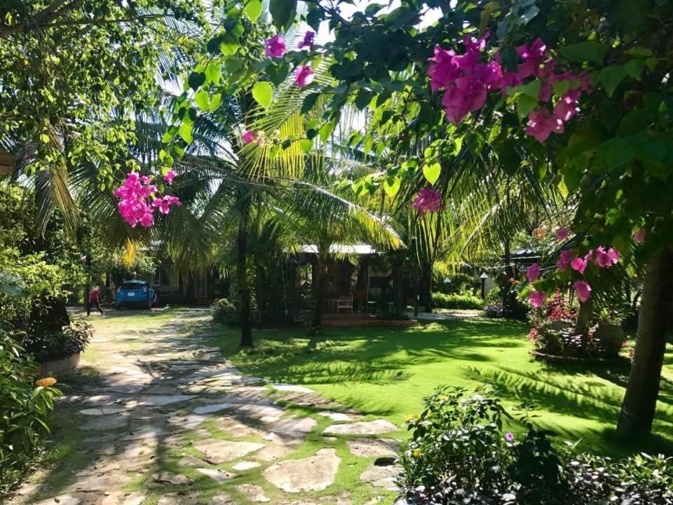 Lagi Farmstay Esterno foto